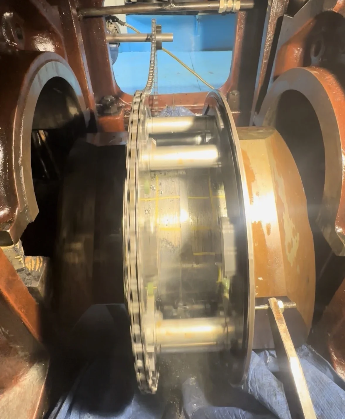 In-situ crankpin machining being carried out within installed engine bay